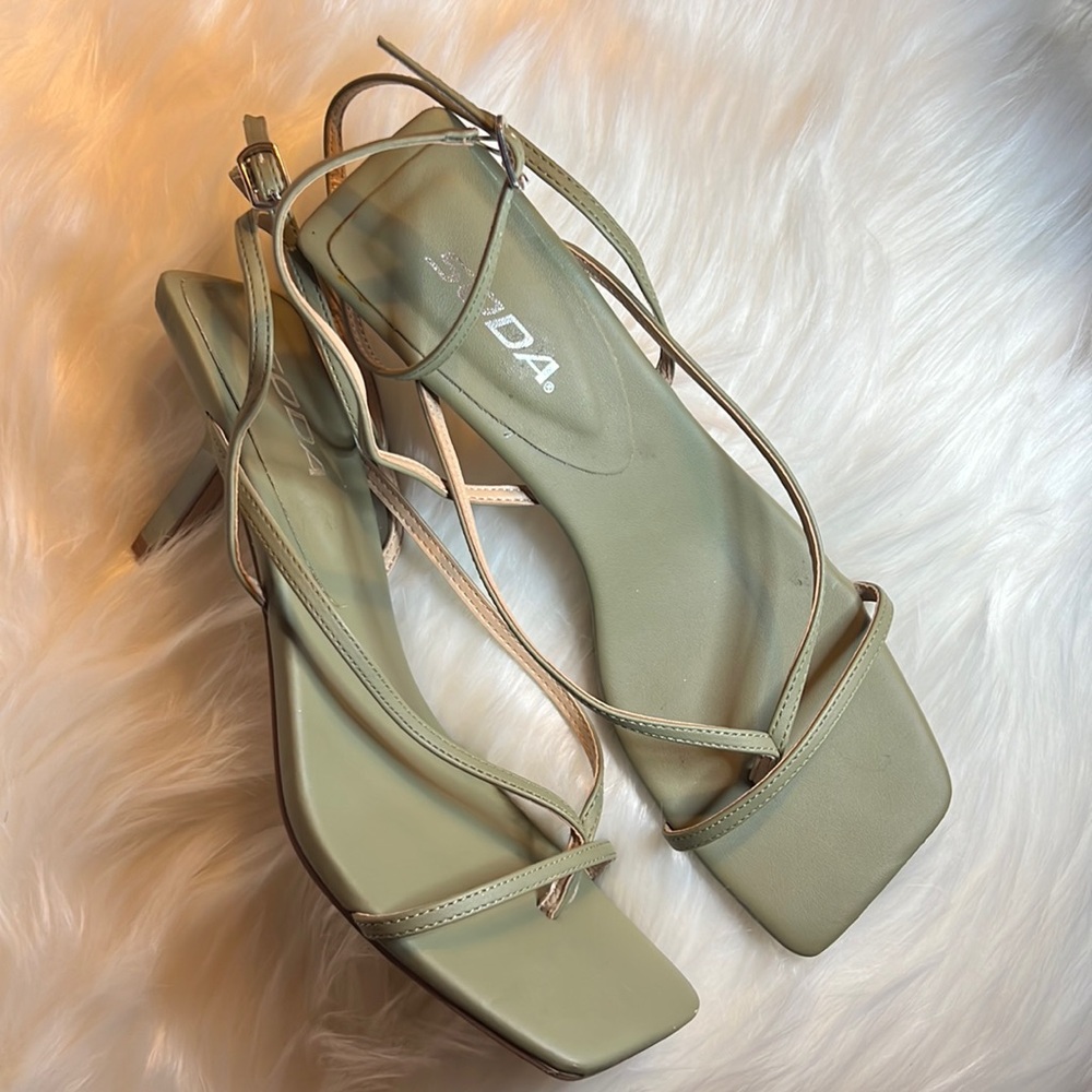 Strappy Lace Up Low Heel Sandals